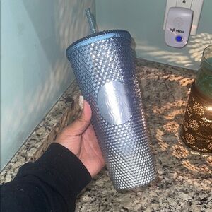 Starbucks Holiday 2023 Icy Blue Silver Venti Studded Cold Cup Ombre Icicle